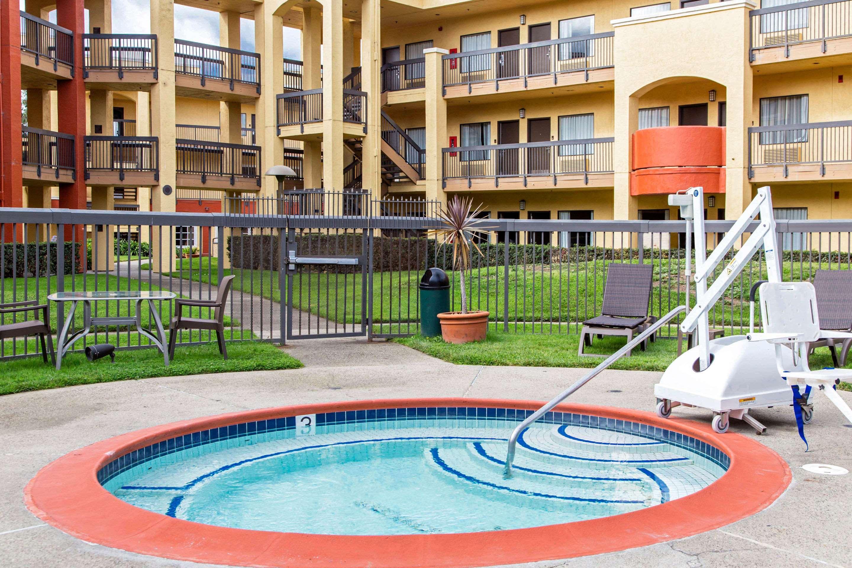 Comfort Inn & Suites San Francisco Airport North Юг Сан Франциско Экстерьер фото